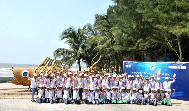 Khởi[-]động[-]Sự[-]kiện[-]&ldquo;V&igrave;[-]m&ocirc;i[-]trường[-]biển[-]kh&ocirc;ng[-]r&aacute;c[-]thải&rdquo;[-]2019